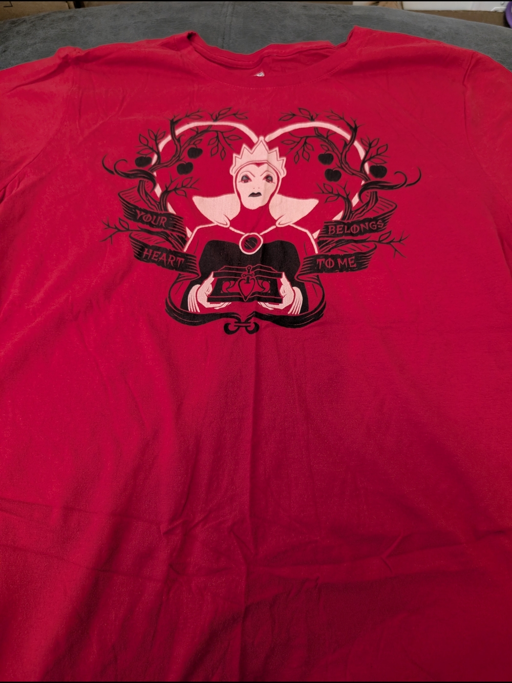 Red Graphic Disney Evil Queen-Print Women's